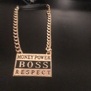 Women’s necklace